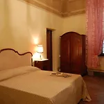 Antica Piazza Dei Miracoli 3*