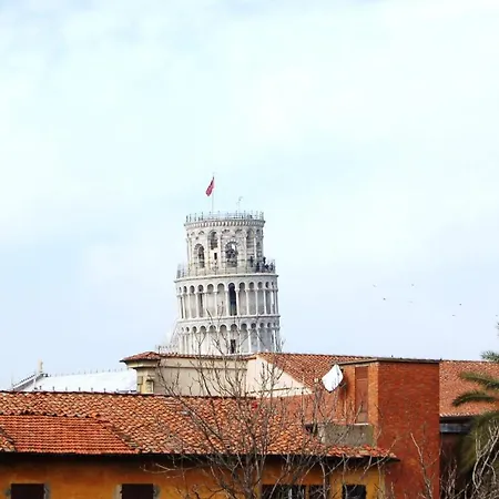 Antica Piazza Dei Miracoli 피사