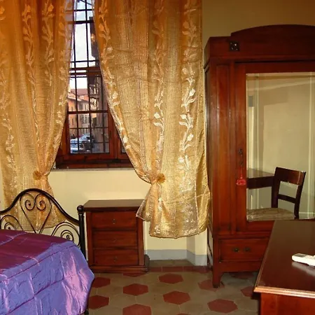 Antica Piazza Dei Miracoli B&B 3*